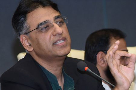 اسد عمر میدان میں آ گئے واضح اعلان کر دیا