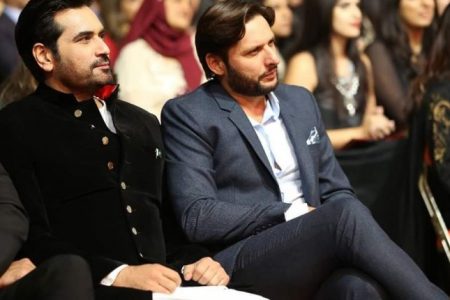 پاکستان میں کشمیریوں کے ساتھ یکجہتی کیلئے ” کشمیر آور “ منایا گی