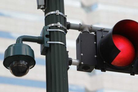 ٹریفک سگنل سرخ، ٹرینیں روک دی جائیں گی کشمیریوں سے یکجہتی کا دن