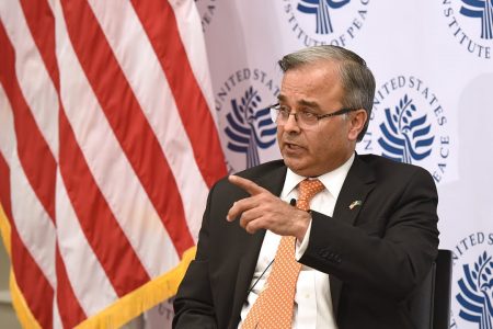 نوے لاکھ کشمیریوں کوبھارت نےقیدکررکھاہے