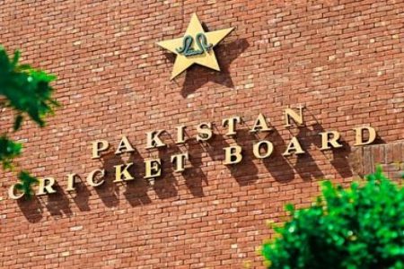سابق نیوزی لینڈکوچ مائیک ہیسن نے پاکستان ٹیم کے ہیڈکوچ بننے کا امکان مسترد کردیا