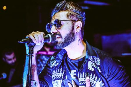 مصطفیٰ زاہد صرف بولی وڈ کے لیے کیوں گانے گاتے