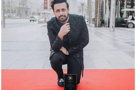 Atif Aslam gets his own Dubai star at the new walk of fame