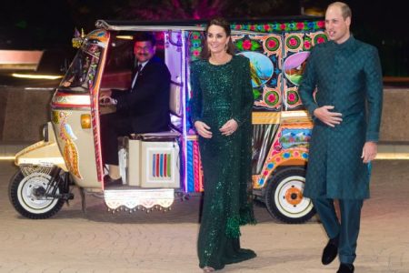 Pakistani celebs meet the royal couple