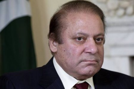 نوازشریف کو لینے کے لیے نیب کی ٹیم  کوٹ لکھپت جیل پہنچ گئی